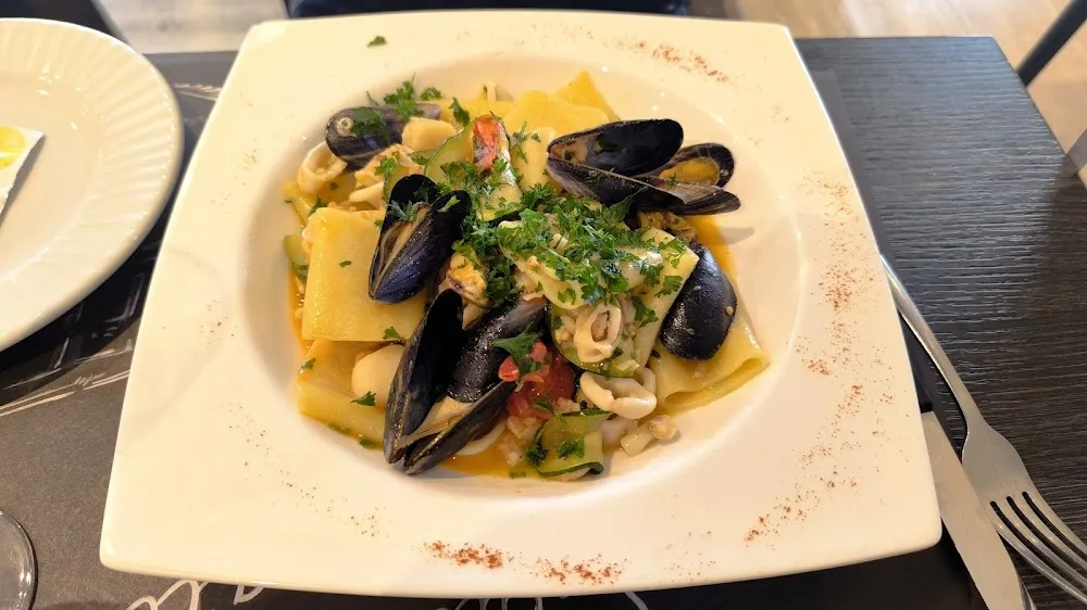 Paccheri Alla Marinara